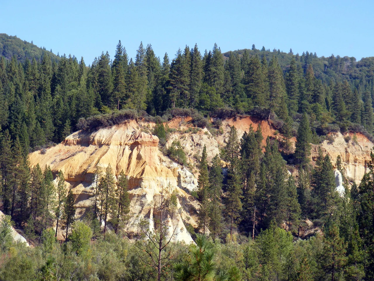 w:Malakoff Diggins State Historic Park, located near Nevada City, CA.