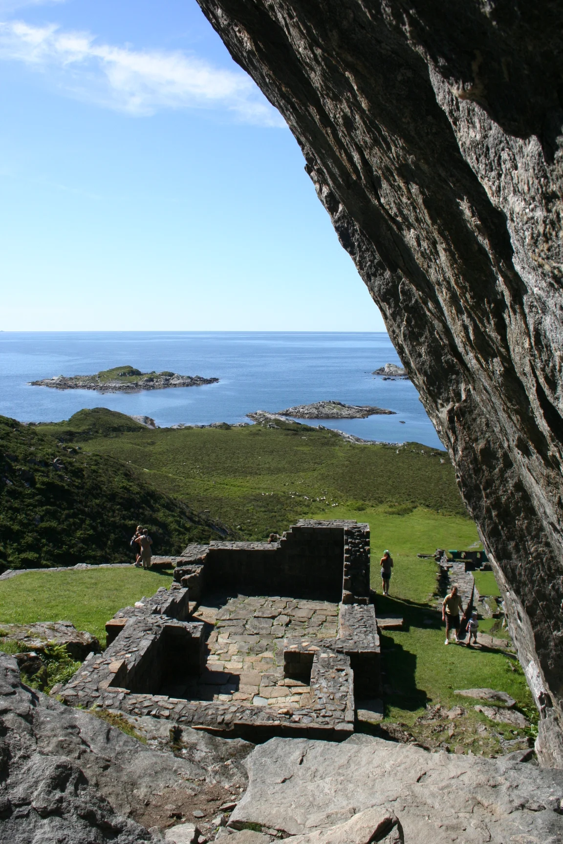 Selje abbey, cliff at the entrance og Michaels church
