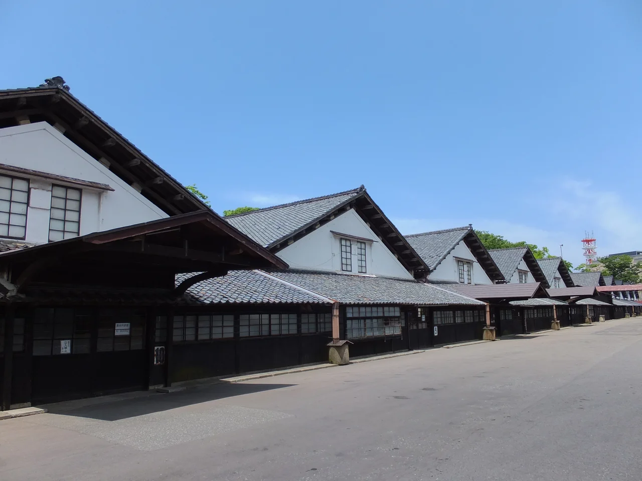 山形県酒田市、山居倉庫